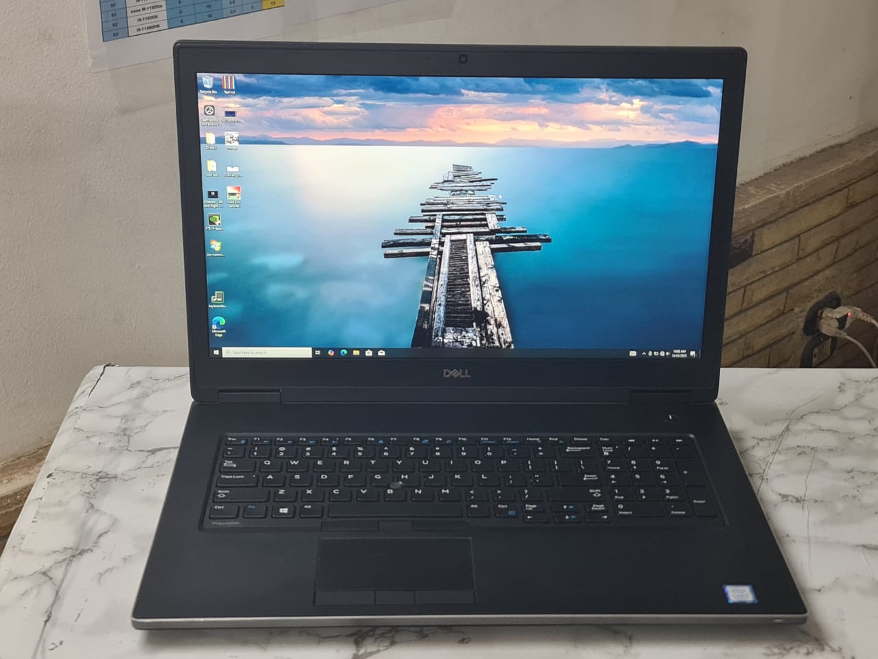 Dell Precision 7730 Intel Core I7-8850H 16GB Ram 512GB SSD Nvidia Quadro P5200 16GB 17.3″ Inch FHD